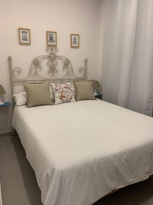 Apartmán Apartamento En Centro Historico Cerca De La Playa Cádiz Exteriér fotografie